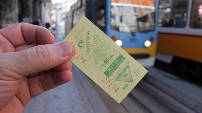 Държавата проверява цената на билета за градски транспорт в София и доставките на газ